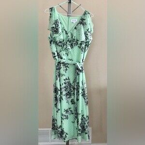 ELLE WOMEN'S DRESS SIZE L FLORAL GREEN SLEEVELES V NECK LINED HIDDEN BACK ZIPPER
